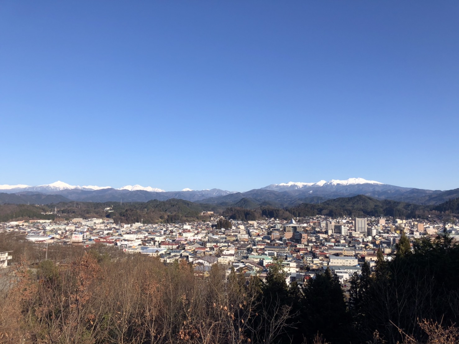 高山の街並み